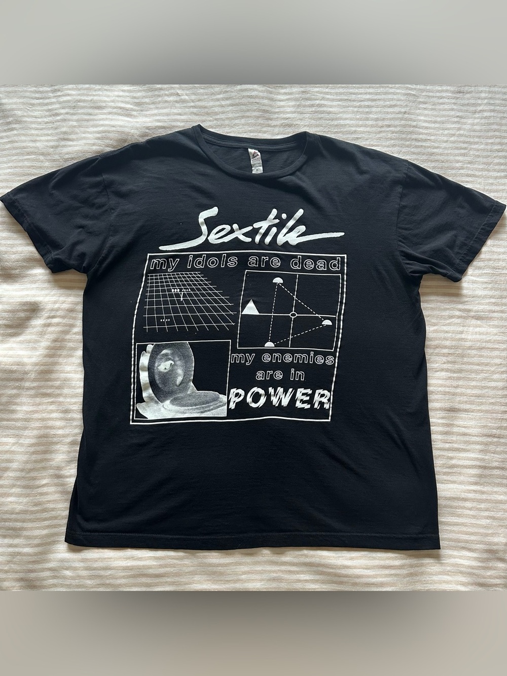 black sextile glow-in-the-dark band tee / sz xl